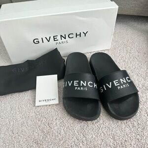 Givenchy Black Pool Slides